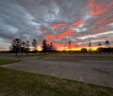 Secret Harbour - Photo 1