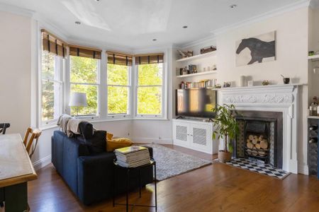 4 bedroom flat to rent - Photo 3