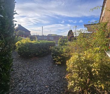 3 bedroom semi-detached house to rent - Photo 5