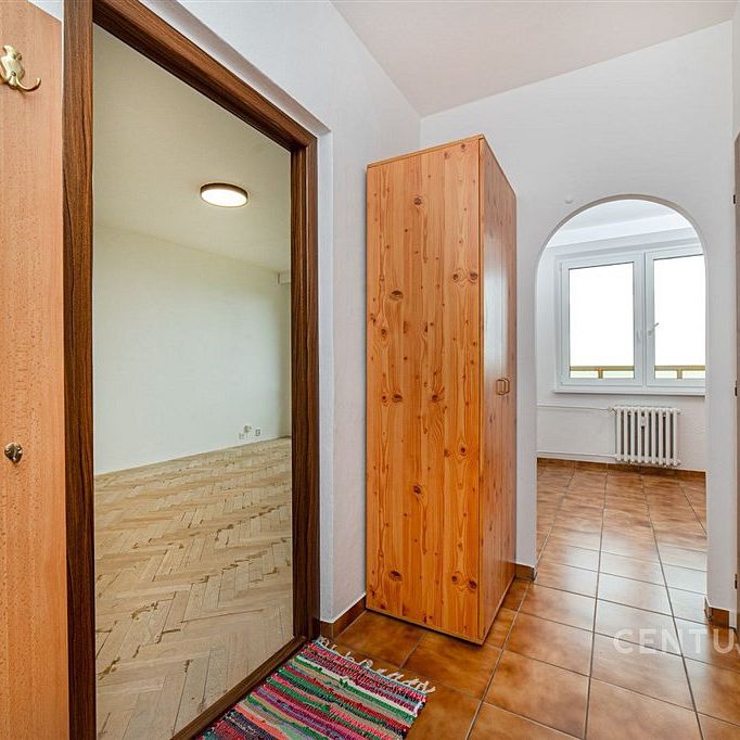 Pronájem bytu 1+1 36 m² - Photo 1