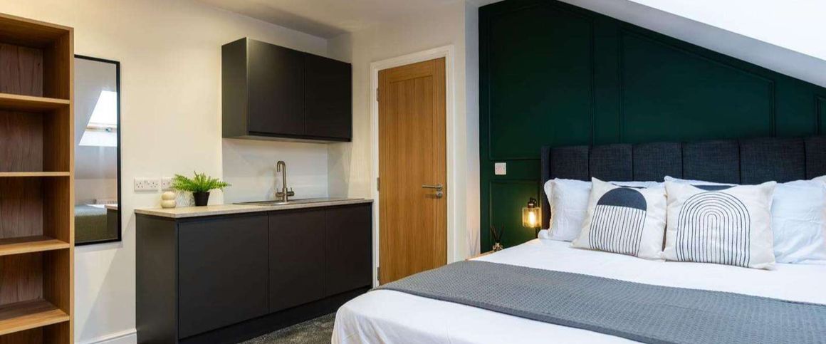 Luxury Double En-suite with Kitchenette Loft Room Room 6 - Photo 1