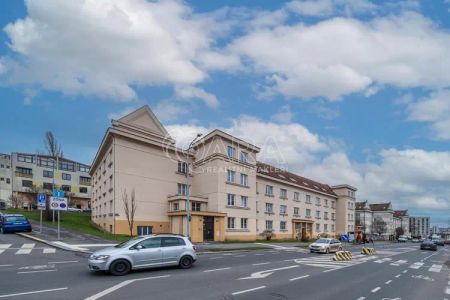 Pronájem útulného bytu 2+kk v Praze 9, ul. Novovysočanská - Photo 2