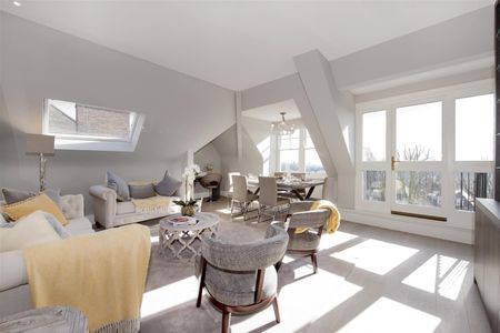 Lyndhurst Road, Hampstead, London - Photo 2