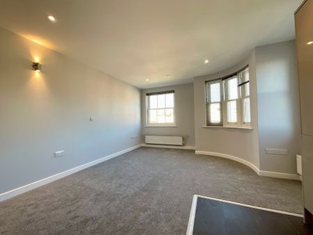 1 bedroom Apartment to let - Photo 3