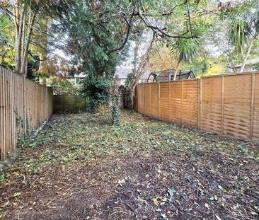 Steyning Grove, London, SE9 - Photo 5