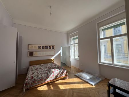 Wohnen mit Charm! Sanierter Altbau in Top-Lage - Photo 5
