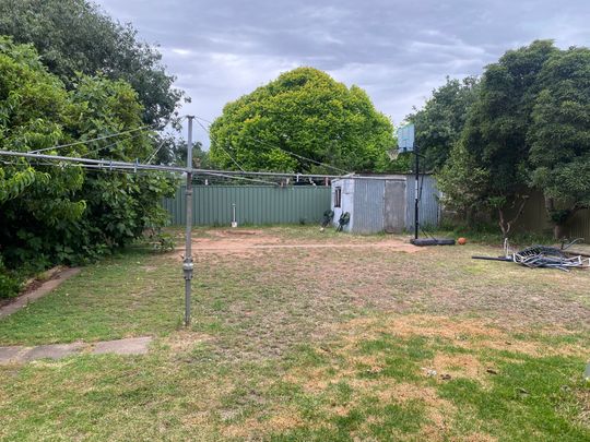 3 Bedroom Family Home in Fantastic Location! - Photo 1