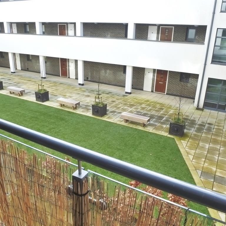 College Street, Southampton - Photo 1