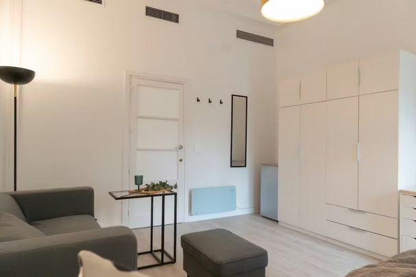 Calle de Santa Engracia, Madrid, Community of Madrid 28010 - Photo 1