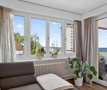 Charmante 3.5 Zimmer Wohnung mit Seeblick - Photo 2