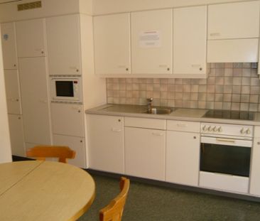 MIETEN OHNE KAUTION - Möbliertes Zimmer in Flughafennähe, NUR MÄNNER - Photo 4