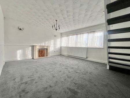 Lynden Avenue - Photo 2