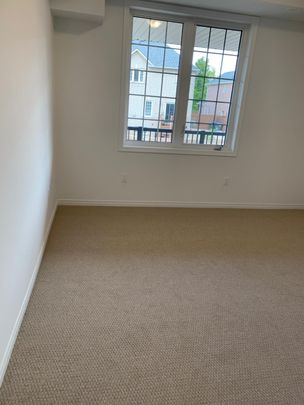 For Lease - 4350 EBENEZER Road Unit# 53, Brampton, Ontario - Photo 1