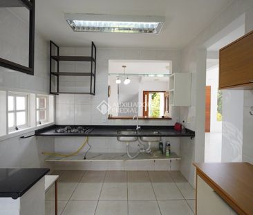 Casa com 2 quartos e 137m² para alugar em Santinho, Florianópolis. - Foto 3