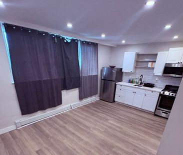 For Lease - 2251 Kipling Avenue Unit# 2, Toronto, Ontario - Photo 3