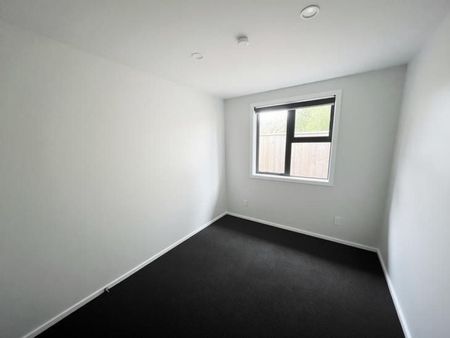 Stunning new Aramoho home - Photo 2