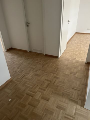 Großzügige 2-Zimmer-Wohnung mit Balkon 1105-12 - Photo 3