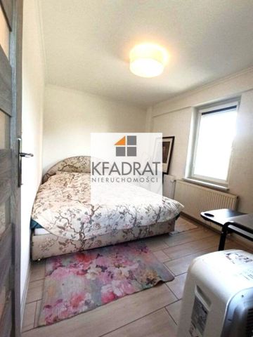 Stare Miasto, 2 pokoje, duży balkon. Polecam. - Photo 3