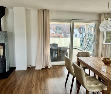 Helle 3 1/2-Zi-Wohnung, 2 Balkone, Seesicht, in 3 Fussmin. am See - Photo 3