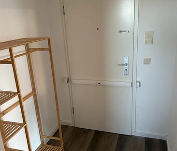 Möbliertes Apartment inklusive Balkon und Tiefgaragenstellplatz - Foto 1