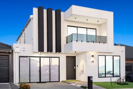 Luxury Family Living in Prime Mickleham Location - Photo 4