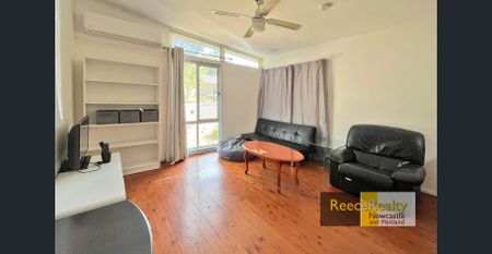 Abundant Space - Photo 3