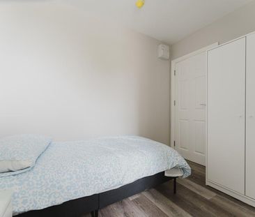 5 bedroom flat to rent - Photo 6