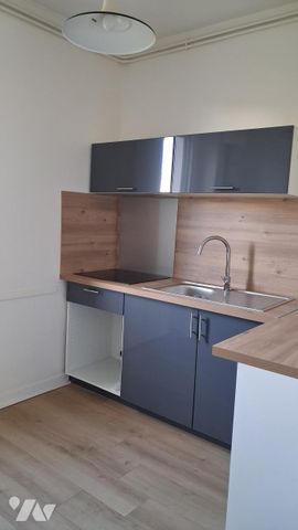 APPARTEMENT T3 - LAVAL - Photo 4