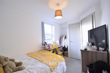 7 bedroom terraced house to rent - Photo 2