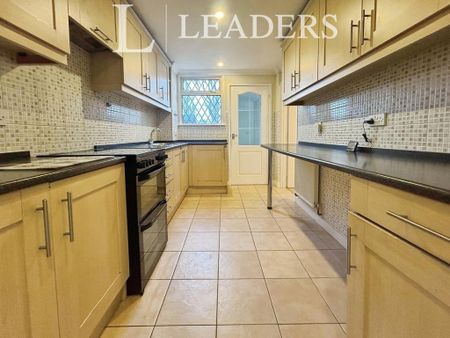 3 bedroom terraced house to rent - Photo 4