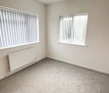 2 bedroom detached bungalow to rent - Photo 3