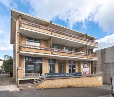 Neat two bedroom apartment within easy walk to Eastwood rail & amen... - Photo 5