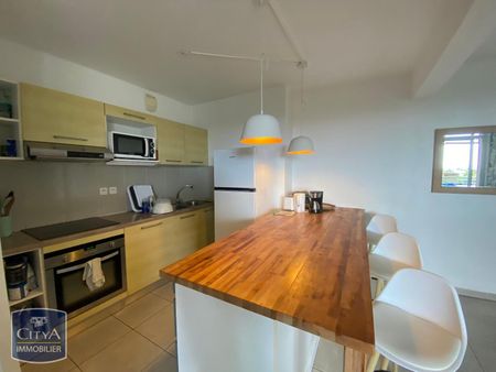 Location Appartement 4 pièces 69m² LA POSSESSION 97419 - Photo 5