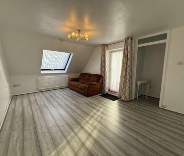 Hargood Close, Kenton, HA3 - Photo 1