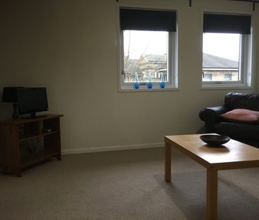 1 Bed Flat, Maryhill Road, G20 - Photo 2