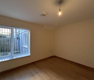 Flat 1, 15 Kinnaird Terrace, Belfast, BT14 6BN - Photo 2