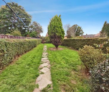3 bedroom semi-detached house to rent - Photo 6
