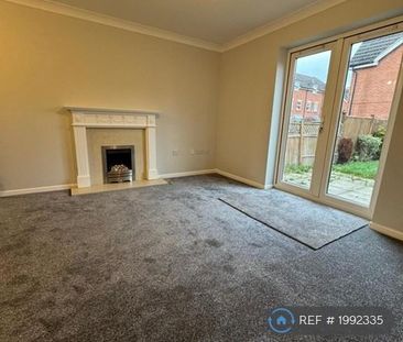 4 bedroom terraced house to rent - Photo 1
