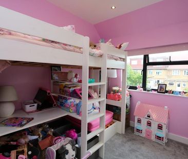 3 bedroom terraced house to rent - Photo 5