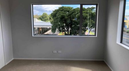 Oh So Handy - Photo 2