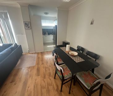 Toongabbie - Photo 2