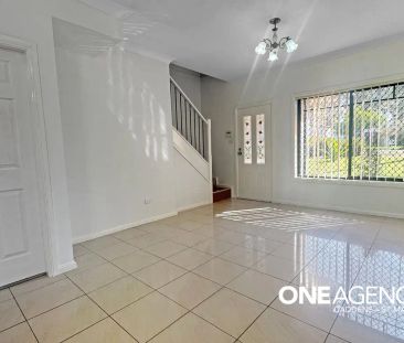 “MODERN 3-BEDROOM TOWNHOUSE - WALK TO AMENITIES!!!” - Photo 5