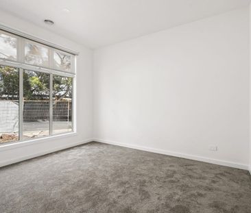 Brand New, Light-Filled Home in a Prime Location - Photo 6