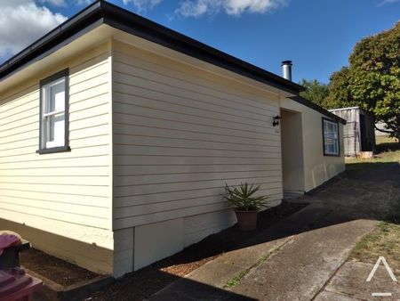 Quiet & Private Living - Photo 5