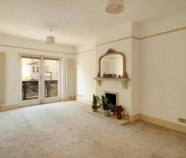 4 bedroom townhouse to rent - Photo 2