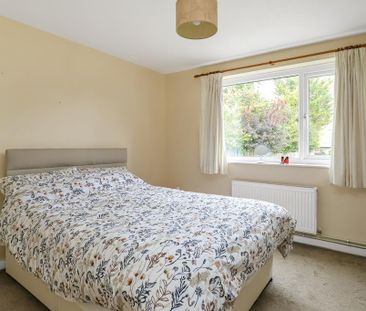 3 bedroom detached bungalow to rent - Photo 6