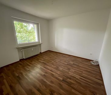 3-Zimmer-Wohnung mit Balkon und Küchenzeile in Fedderwardergroden! - Foto 1