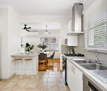 Stylishly Renovated Family Home in Prime Location - Photo 6