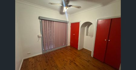 View Saturday at 10am - 10.20am - Photo 5