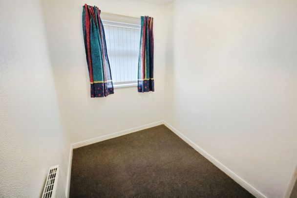 3 bedroom House To Let - Photo 1